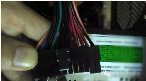 开机后黑屏 开机后黑屏